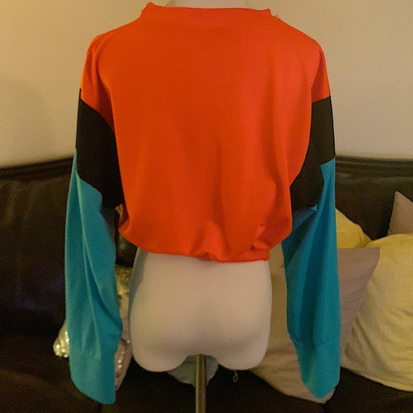 ✨ RETRO ✨ COLOR BLOCK “80’s style CROP SWEATSHIRT - Picture 5 of 5
